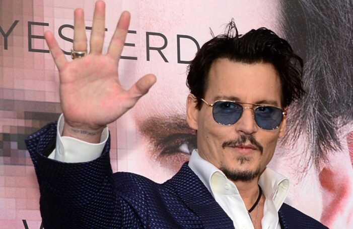 Johnny Depp a Cannes 2023: un ritorno da re