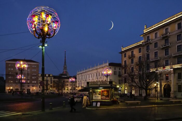 Luci d’Artista Torino 2024: Arte, Cultura e Sostenibilità Luminosa